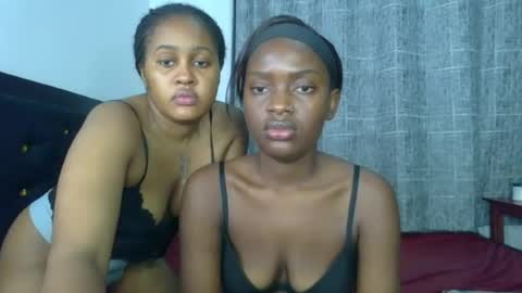 godess_lunah online show from 06-26-26, 06:34