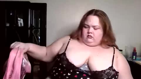 godessisabella online show from 02-12-25, 04:00