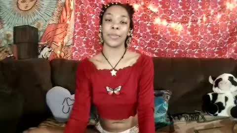 Snapshot of godispleasure chatting on 09-26-25, 12:03 goddess of pleasure online show from 09-26-25, 12:03