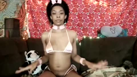 Snapshot of godispleasure chatting on 10-18-25, 03:20 goddess of pleasure online show from 10-18-25, 03:20