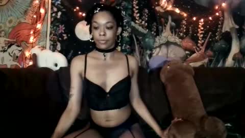 Snapshot of godispleasure chatting on 03-08-26, 04:38 goddess of pleasure online show from 03-08-26, 04:38