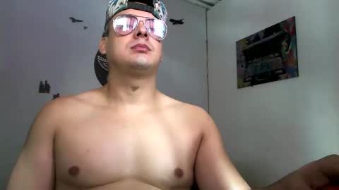 Snapshot of godkenai chatting on 11-06-25, 05:36 MASTER GODKENAI online show from 11-06-25, 05:36