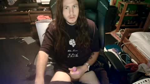 Snapshot of godmangod chatting on 06-26-26, 12:42 jimmyjohnameson online show from 06-26-26, 12:42