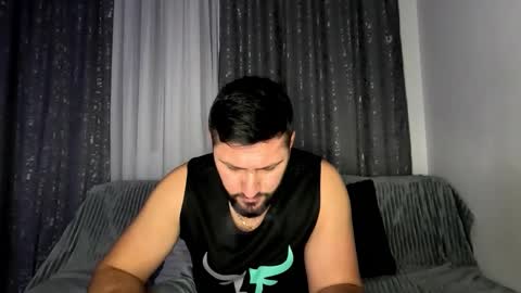 gold_alpha_boy online show from 11-12-25, 03:45