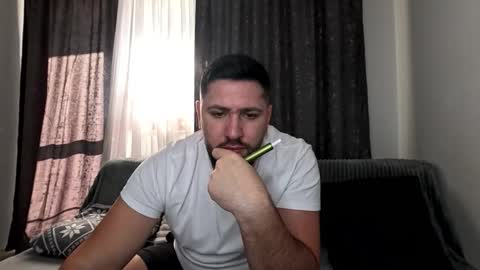 gold_alpha_boy online show from 11-24-25, 09:53