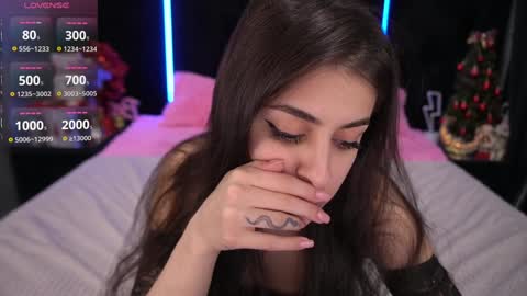 Snapshot of goldbabys chatting on 01-08-25, 05:15 GoldBabyS online show from 01-08-25, 05:15