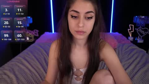 Snapshot of goldbabys chatting on 01-14-25, 05:56 GoldBabyS online show from 01-14-25, 05:56