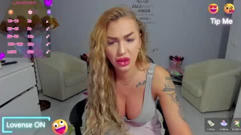 Nicole.. online show from 03-23-26, 03:21