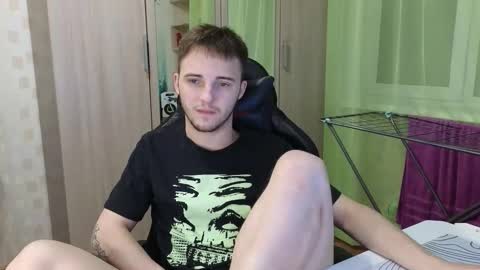 Snapshot of golden_boyyy21 chatting on 01-13-26, 03:50 Golden boyyy21 online show from 01-13-26, 03:50