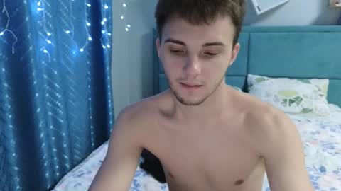 Snapshot of golden_boyyy21 chatting on 02-04-26, 02:34 Golden boyyy21 online show from 02-04-26, 02:34