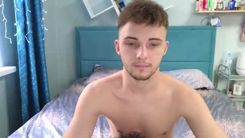 Snapshot of golden_boyyy21 chatting on 02-15-26, 10:03 Golden boyyy21 online show from 02-15-26, 10:03