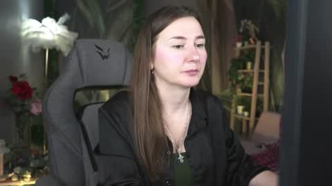 Snapshot of golden_dragones chatting on 07-01-26, 08:27 Gloria online show from 07-01-26, 08:27