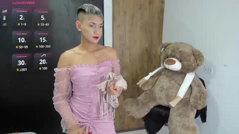 goldenangels1 online show from 10-31-25, 09:27