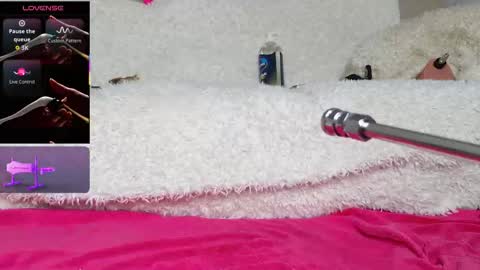 Snapshot of goldenboy69bsx chatting on 10-21-25, 07:09 Goldenboy69 online show from 10-21-25, 07:09