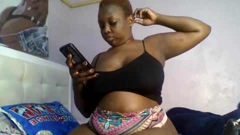 Bella online show from 07-20-26, 11:01