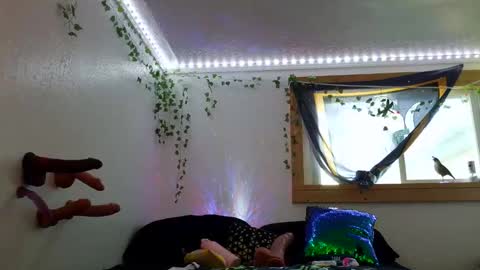 XxPretentious PeachxX online show from 05-07-26, 08:14