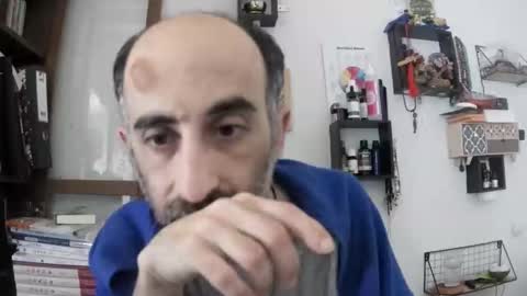Snapshot of goldenmasculine chatting on 04-25-26, 08:39 goldenmasculine online show from 04-25-26, 08:39