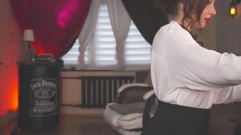 Anna online show from 03-17-26, 02:38