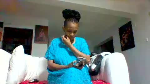 Snapshot of goldenmusexo chatting on 07-13-26, 05:49 goldenmusexo online show from 07-13-26, 05:49
