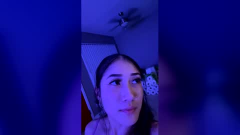 Snapshot of goldennasiaa chatting on 12-17-25, 05:57 goldennasiaa online show from 12-17-25, 05:57