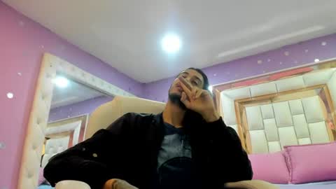 Snapshot of goldentemptation_ chatting on 06-22-26, 08:39 goldentemptation_ online show from 06-22-26, 08:39
