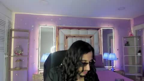 Snapshot of goldentemptation_ chatting on 07-10-26, 08:22 goldentemptation_ online show from 07-10-26, 08:22