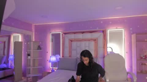 Snapshot of goldentemptation_ chatting on 07-17-26, 07:30 goldentemptation_ online show from 07-17-26, 07:30