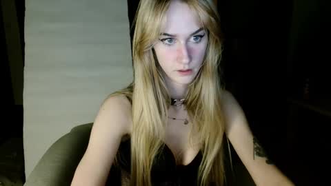GoldieHanny online show from 02-19-25, 02:01