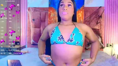 Snapshot of goldilockss15 chatting on 10-17-25, 02:59 goldilockss15 online show from 10-17-25, 02:59