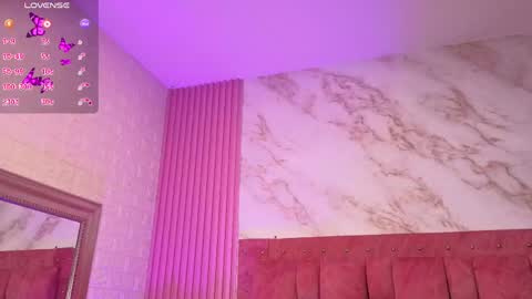 goldilockss15 online show from 04-16-26, 11:11