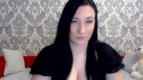Snapshot of goldmoonn chatting on 02-02-25, 12:13 goldmoonn online show from 02-02-25, 12:13