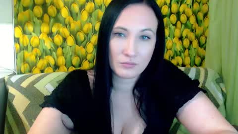 Snapshot of goldmoonn chatting on 02-19-25, 07:16 goldmoonn online show from 02-19-25, 07:16