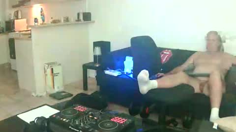 goldyguy011 online show from 05-24-26, 06:35