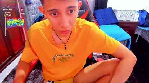 angel black online show from 12-04-25, 08:39