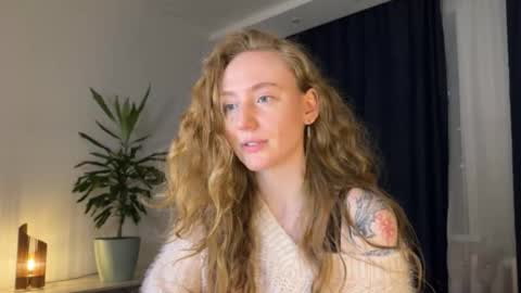 Snapshot of good__choice chatting on 02-15-26, 06:37 Polly online show from 02-15-26, 06:37