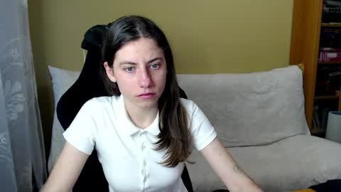 Snapshot of good__night chatting on 05-15-26, 04:47 Elizabeth Effie online show from 05-15-26, 04:47