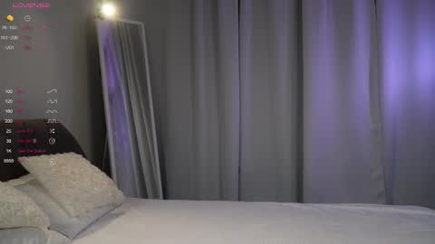 Barbie online show from 11-21-25, 01:26