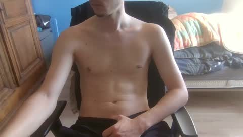 Snapshot of goodboy146 chatting on 04-25-26, 04:37 Goodboy online show from 04-25-26, 04:37