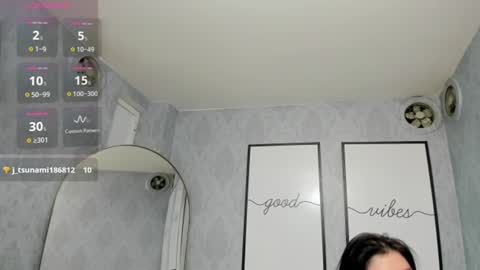 Snapshot of goodgirl22_ chatting on 07-13-26, 11:07 Emmy online show from 07-13-26, 11:07
