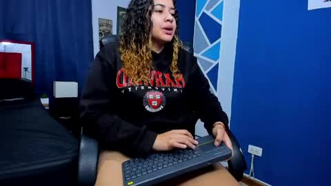 Goodgirlxxxl online show from 03-30-26, 11:17