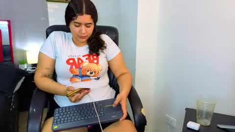 Snapshot of goodgirlxxxl chatting on 06-25-26, 07:13 Goodgirlxxxl online show from 06-25-26, 07:13