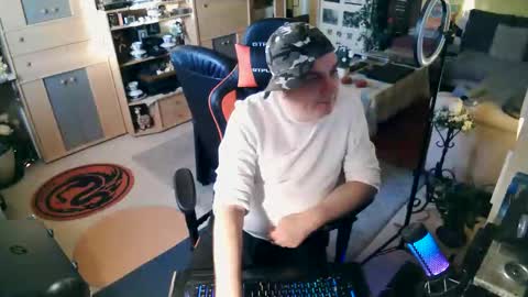 google5001 online show from 12-15-25, 08:40