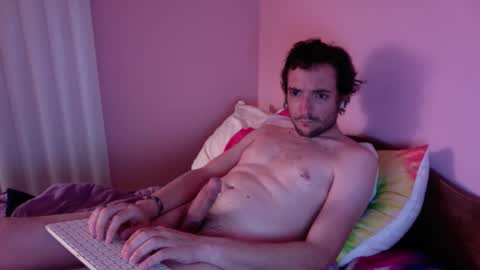 Snapshot of gooner4life88 chatting on 10-17-25, 04:37 gooner4life88 online show from 10-17-25, 04:37