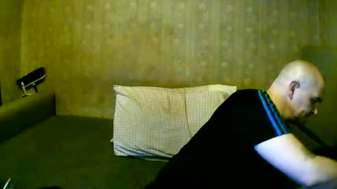 Snapshot of goosey77 chatting on 03-09-26, 12:36 Goosey77 online show from 03-09-26, 12:36