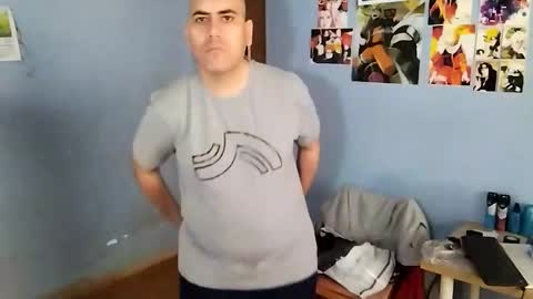 Snapshot of gorak32 chatting on 03-26-26, 12:22 GoraK online show from 03-26-26, 12:22