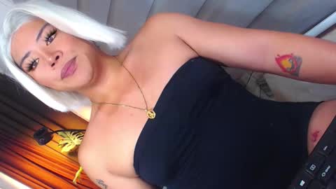 Samantha online show from 03-19-26, 02:04