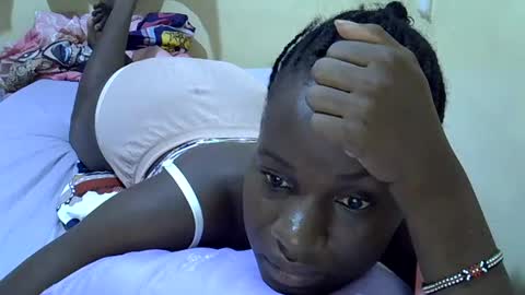 Snapshot of gorgeous_maya1 chatting on 06-18-26, 09:58 gorgeous_maya1 online show from 06-18-26, 09:58
