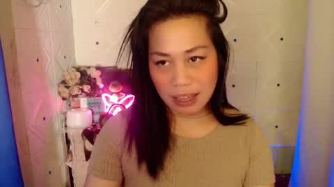 Snapshot of gorgeous_rica chatting on 03-05-25, 09:59 Rica online show from 03-05-25, 09:59