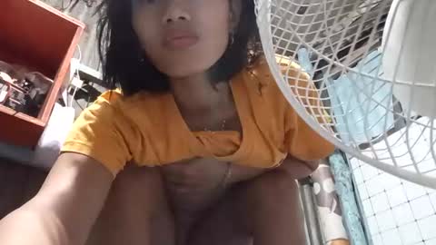 Snapshot of gorgeouspinay_babe chatting on 01-14-26, 10:36 GorgeousPinay babe online show from 01-14-26, 10:36