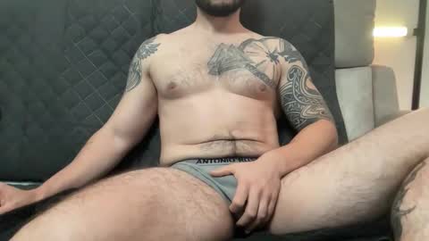 Snapshot of gorgorothe chatting on 10-08-25, 03:31 Stef online show from 10-08-25, 03:31